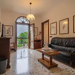 فندق مبيت وإفطار Da Monsignore 3*