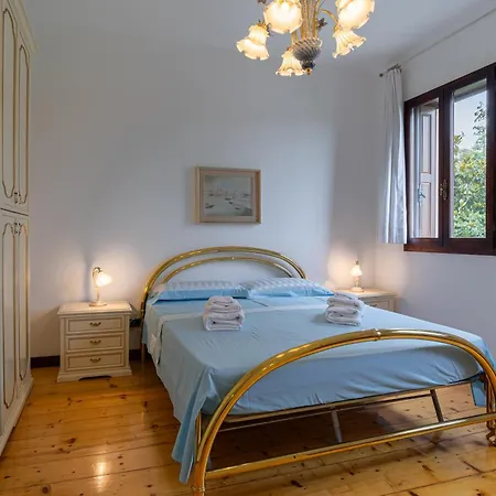 Da Monsignore Bed & Breakfast *