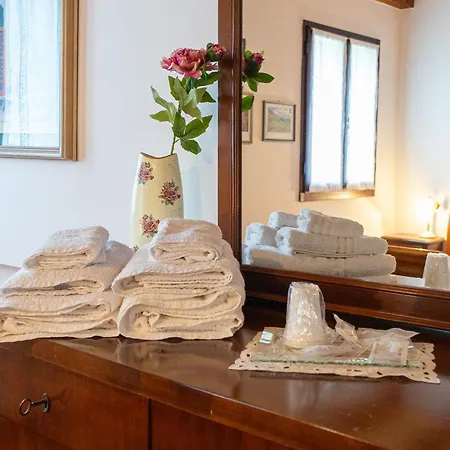 Da Monsignore Bed & Breakfast *