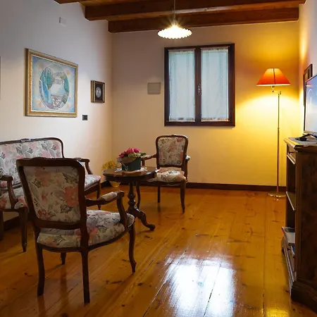 Nocleg ze śniadaniem Da Monsignore Crespano del Grappa