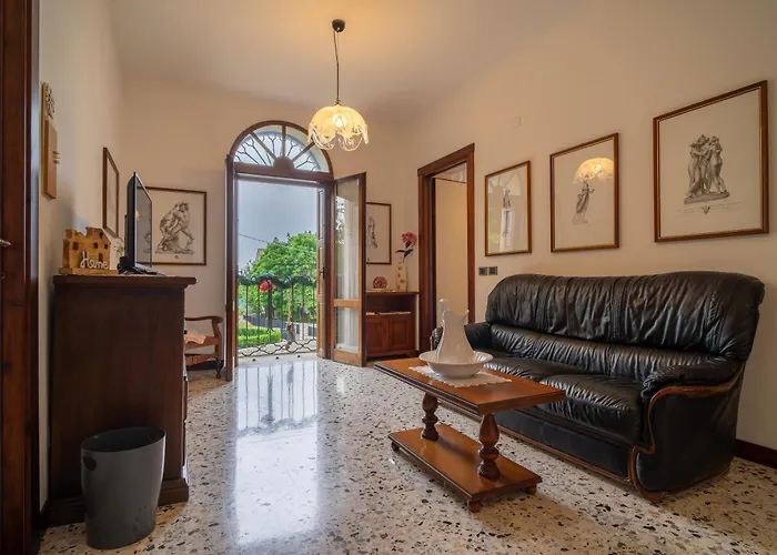 Bed & Breakfast Da Monsignore 3*